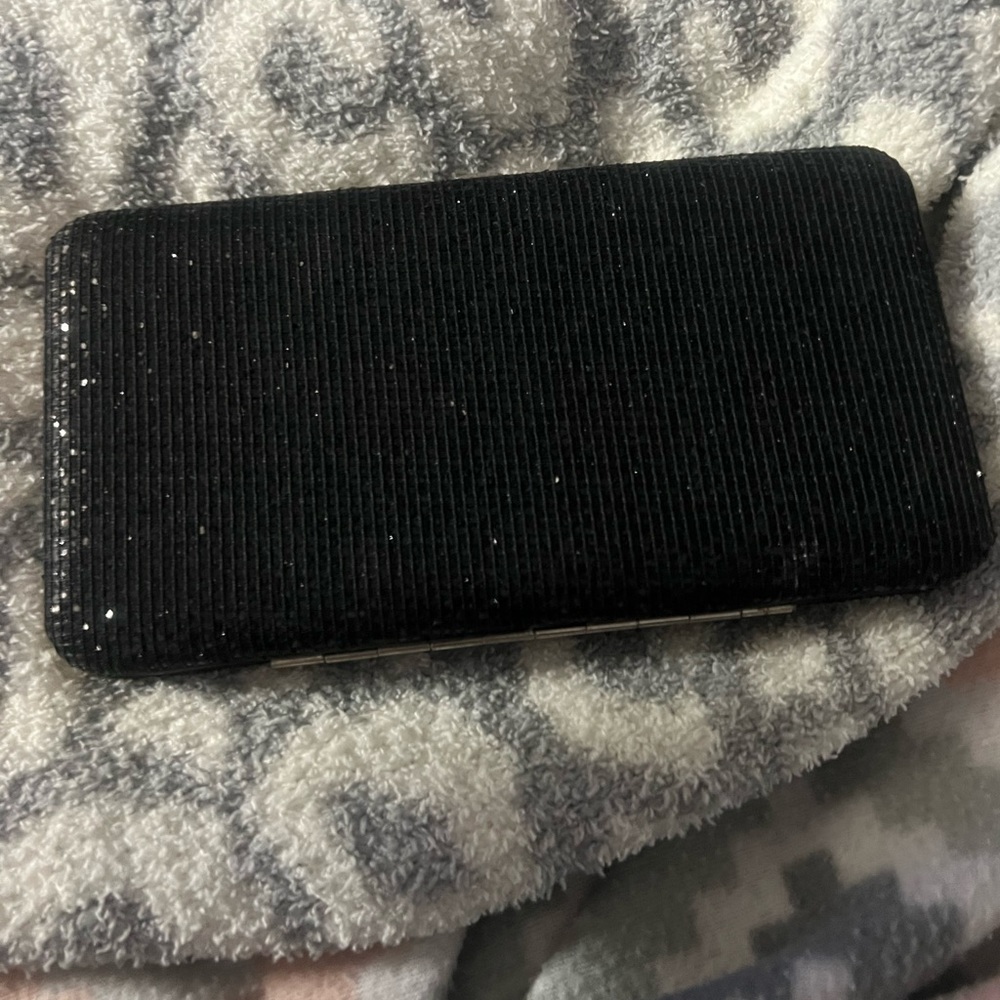 Wallet - Picture 1 of 2